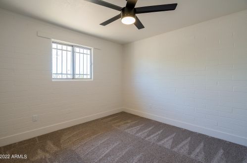 9235 4 Ave, Phoenix AZ 85041-5746 exterior