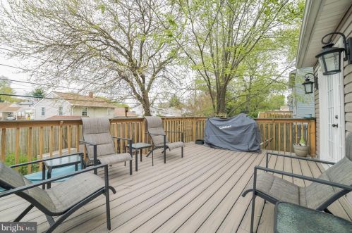 700 Mayo Rd, Glen Burnie MD 21061-4659 exterior