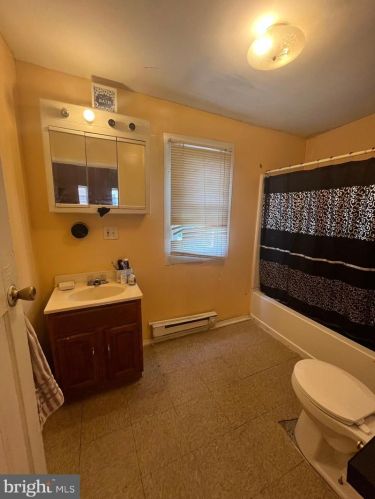 2412 Corlies St, Philadelphia PA 19121-1107 exterior