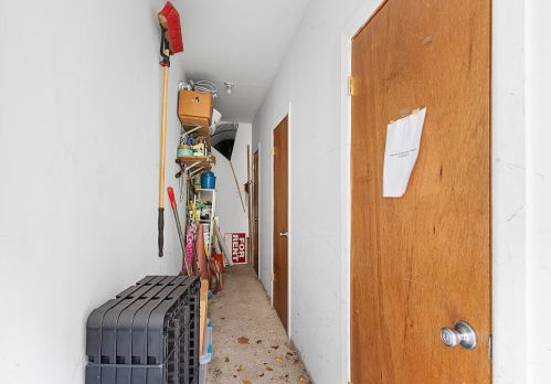 3046 Leavitt St, Chicago IL 60618-8114 exterior