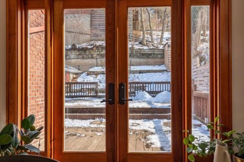 930 Heberton St, Pittsburgh PA 15206-2262 exterior