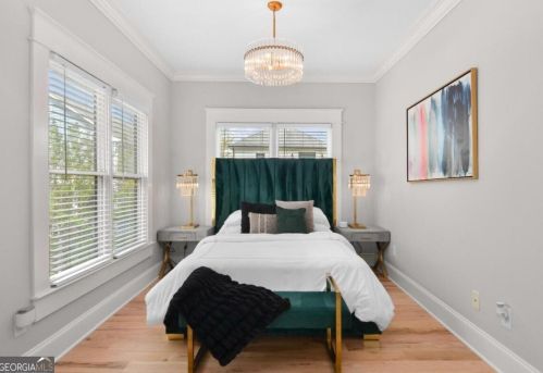 560 Morgan St, Atlanta GA 30308-2821 exterior