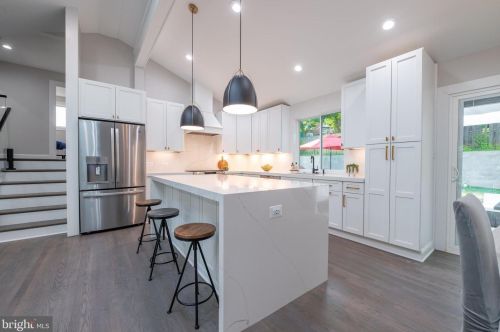 820 Malibu Dr, Silver Spring MD  20901-3648 exterior