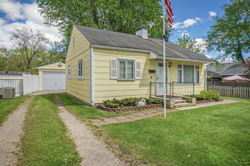 3117 Fulford St, Kalamazoo, MI 49001-4491