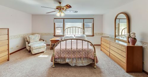 6147 Melvina Ave, Chicago IL 60638-4305 exterior