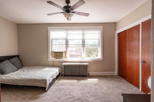 5701 Pocusset St, Pittsburgh PA 15217-2218 exterior