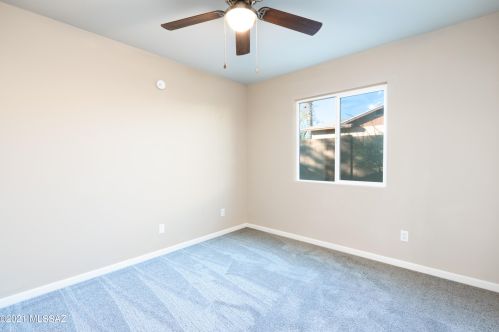 7930 Oldfather Dr, Tucson AZ 85741-1623 exterior