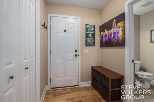 2073 Conifer Rdg Dr, Byron Township MI 49315-7929 exterior