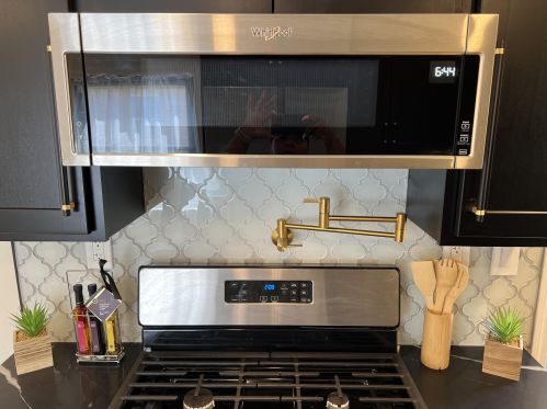 5259 87 St, Milwaukee WI 53224-4131 exterior