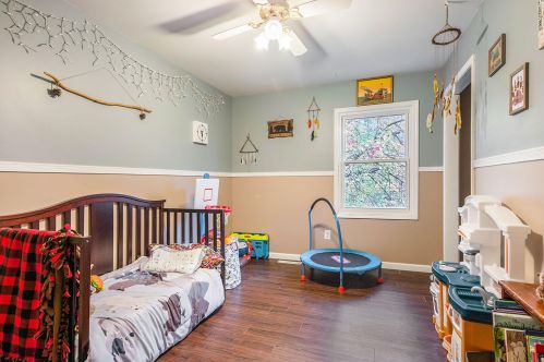 3229 Brookshire Dr, Grand Rapids MI 49508-2422 exterior