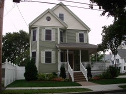 236 Cherry St, Newton, MA 02465-1246