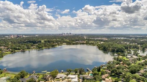 4038 Shorecrest Dr, Orlando FL 32817-1255 exterior