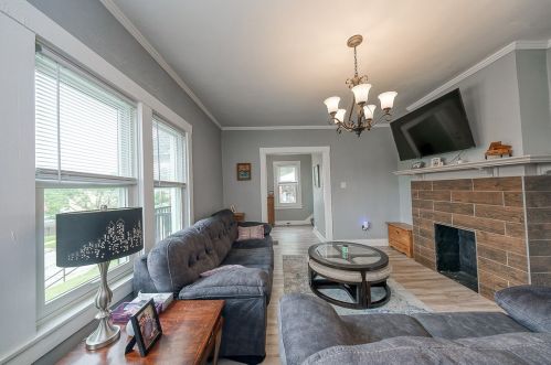 5107 Interboro Ave, Pittsburgh PA  15207-2327 exterior