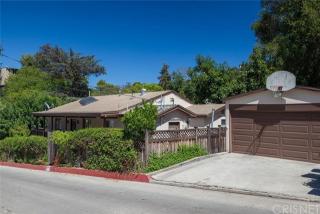 8340 Ridpath Dr, Los Angeles, CA 90046-7710