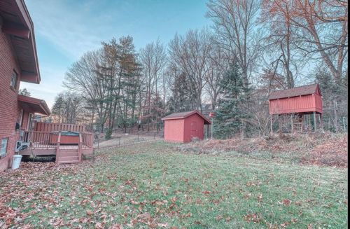 622 Fort Couch Rd, Pittsburgh PA 15241-2070 exterior