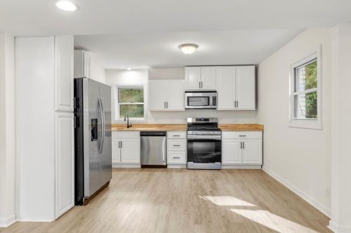 1831 Cameo Ct, Tucker GA  30084-7002 exterior