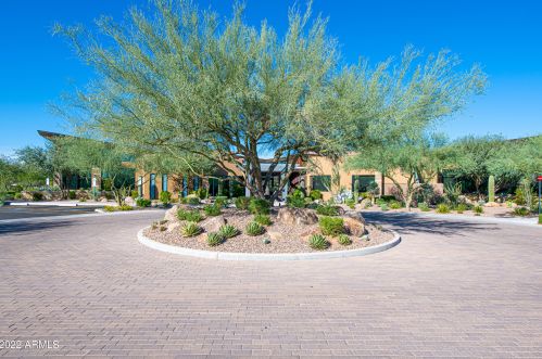 22417 29 Pl, Phoenix AZ 85040 exterior