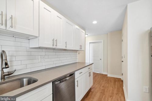 1947 18th St, Philadelphia PA 19121-3331 exterior