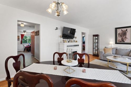 9533 Ldg Pole Ln, Saint Louis MO 63126-2162 exterior