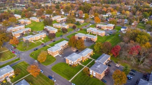 12 Dartmouth Ave, Bridgewater, NJ 08807-3419