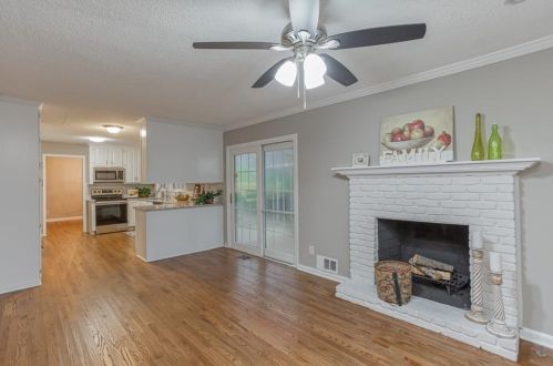 1638 Fernleaf Cir, Atlanta GA 30318-1417 exterior