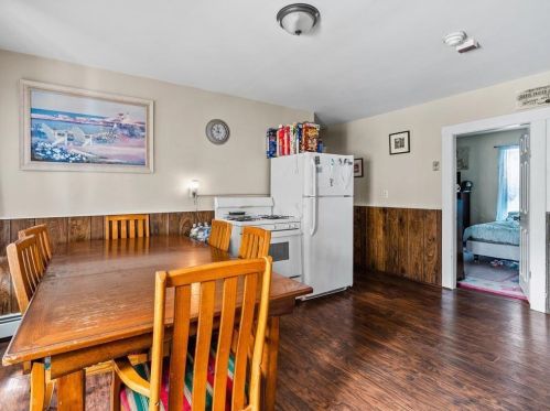 88 Prospect St, Woonsocket RI 02895-1910 exterior