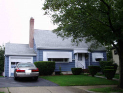 20 Wetherell St, Newton, MA 02464-1417