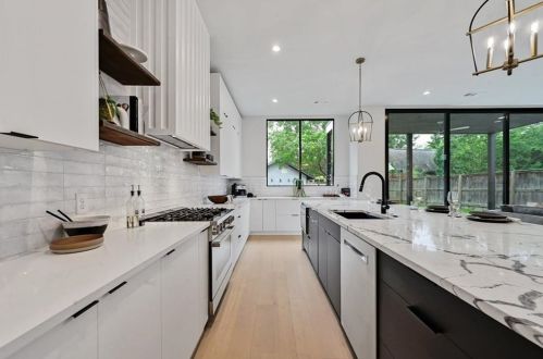 1807 Collier St, Austin TX 78704-2911 exterior