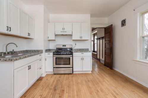 1035 Idaho St, Milwaukee WI 53207-2409 exterior