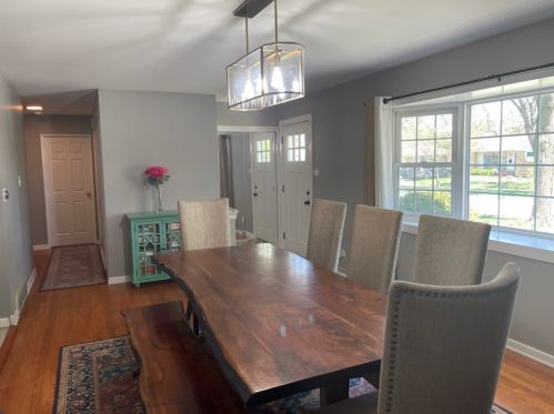 554 Park Ave, Elmhurst IL  60126-3645 exterior