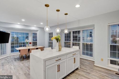 3405 Governors Crest Ct, Alexandria VA  22310-2337 exterior