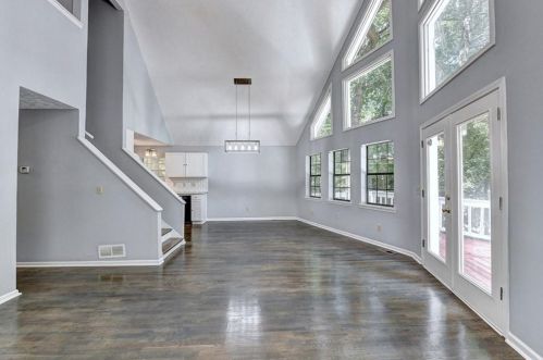 689 Lake Dr, Lithonia GA  30039-6683 exterior