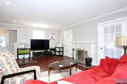 309 Elm St, Oradell NJ  07649-2261 exterior