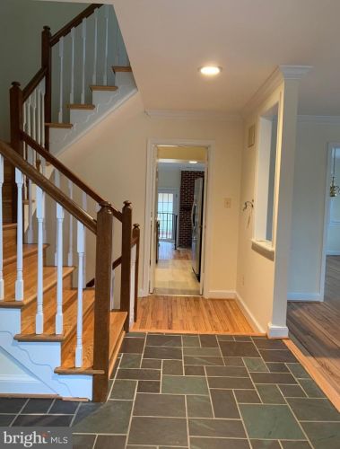 6648 Madison Mclean Dr, Mc Lean VA  22101-2901 exterior