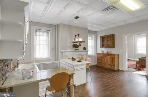 301 Penn St, Huntingdon PA 16652-1609 exterior