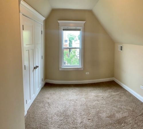 2238 Kimball Ave, Chicago IL 60647-6678 exterior