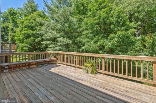 10417 Heathside Way, Rockville MD 20854-6344 exterior