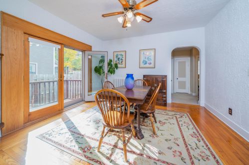 910 Davis St, Kalamazoo MI 49008-1195 exterior