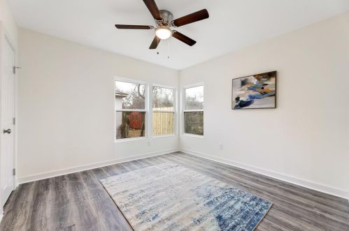 2850 Fls Dr, Dallas TX 75211-9008 exterior