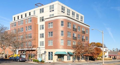 323 Boylston St, Brookline MA  02445-7600 exterior