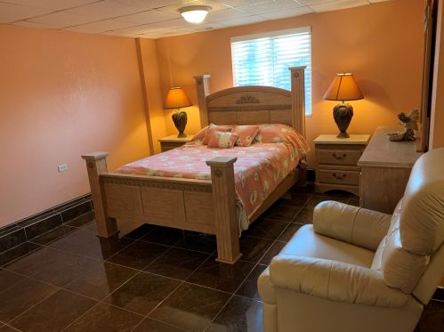 104 Un St, Joliet IL 60433-1142 exterior