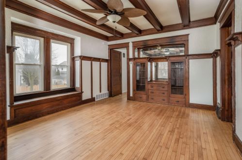 1035 Idaho St, Milwaukee WI 53207-2409 exterior