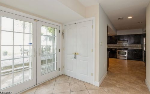 50 Diven St, Springfield NJ 07081-2814 exterior