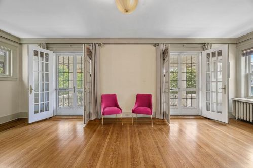 5701 Elgin St, Pittsburgh PA 15206-1635 exterior