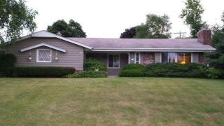 7015 97th St, Milwaukee, WI 53224-4601