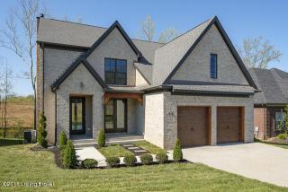 618 Davenport Dr, Louisville KY  40245-5344 exterior