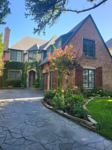 2816 Dyer St, Dallas TX  75205-1906 exterior