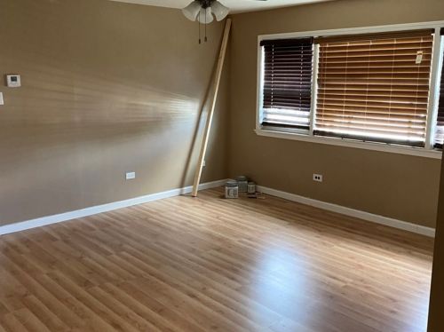 15000 Dorchester Ave, Dolton IL 60419-2954 exterior