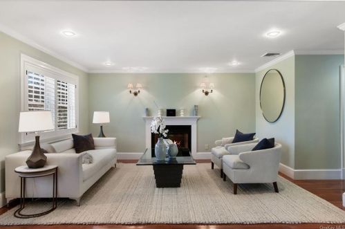 6 Long Pond Rd, Armonk NY 10504-2626 exterior