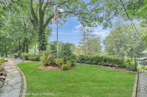 50 Hooper Ave, Atlantic Highlands NJ  07716-1537 exterior